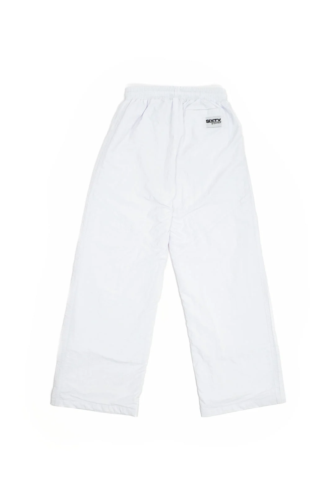 Pantalon blanc Sixty House photographié à plat avec monogramme discret